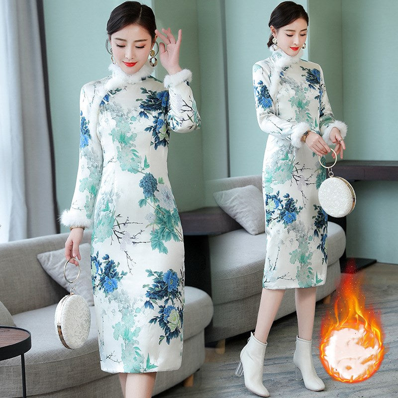 Women's Thickened warm vintage MIDI dresses